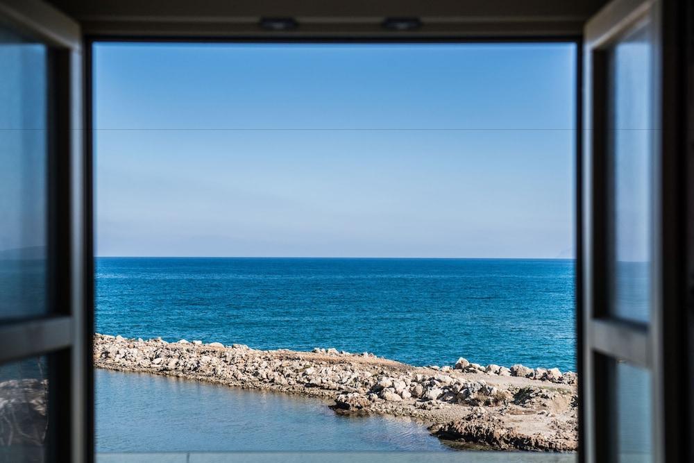 Avra Apartments Kolymbari Harbour Exterior foto